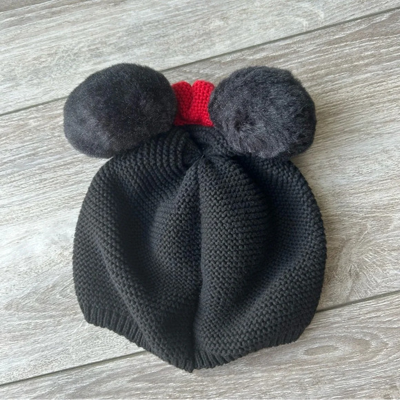 babyGap Disney Minnie Mouse Garter Beanie - Picture 3 of 5